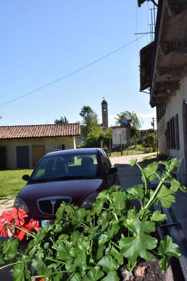 La Casa Di Enzo Bed and Breakfast Lequio Tanaro Eksteriør billede
